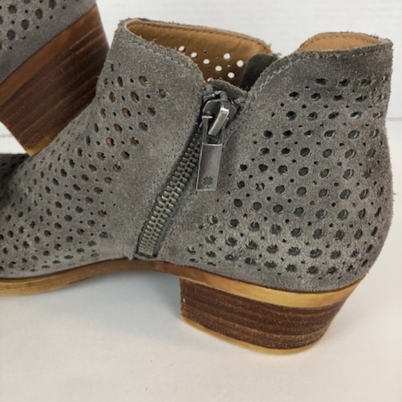 Lucky Brand Women's Perforated Ankle Suede Boots Sz 6.5 - Picture 3 of 12